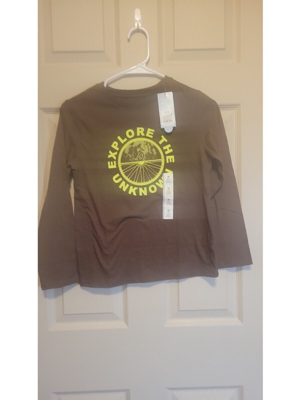 Cat & Jack Explore The Unknown Graphic Long Sleeve Shirt Medium